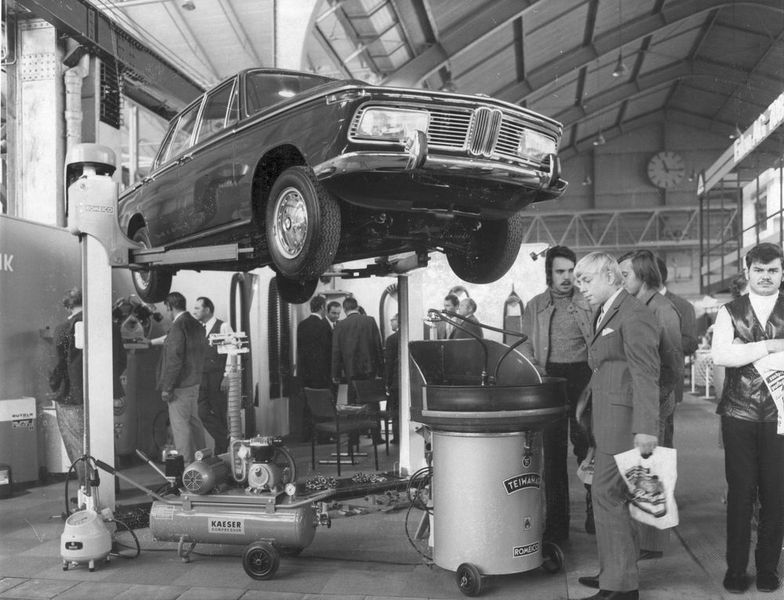 Sie ist zwar „nur“ der Ersatz für die kurzfristig infolge der Ölkrise abgesagte IAA, aber mit rund 500 Ausstellern und über 75.000 Besuchern aus 63 Ländern doch ein Erfolg.  (Messe Frankfurt)