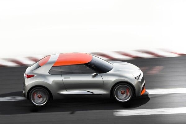 Der KIA provo: Das Coupé-ähnliche Schrägheckmodell wird angetrieben von einem Hybridsystem aus Turbobenziner und Elektromotor mit einer Gesamtleistung von 183 kW (Bild: KIA)