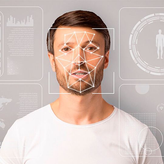 Künstliche Intelligenz arbeitet häufig mit personenbezogenen Daten. Wie lässt sich die Privatsphäre schützen, ohne die KI-Entwicklung zu erschweren? Künstliche Intelligenz arbeitet häufig mit personenbezogenen Daten. Wie lässt sich die Privatsphäre schützen, ohne die KI-Entwicklung zu erschweren?
