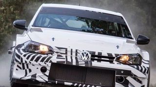 Volkswagen und Citroen haben jeweils ein R5-Rallye-Fahrzeug entwickelt, das bereits 2018 auf den Rennstrecken antreten soll.  (Volkswagen)