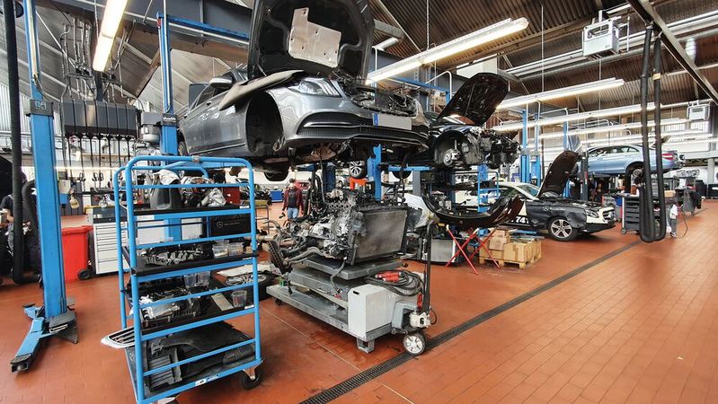 Das Servicegeschäft brachte in den vergangenen vier krisenreichen Jahren viel Stabilität in die Betriebe. (Bild:  Schreiner – VCG)