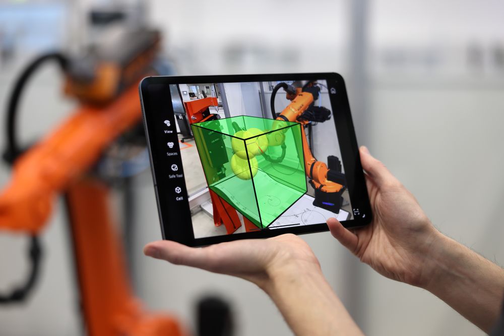 Augmented Reality: So nehmen Sie Roboter schneller in Betrieb