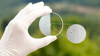 Beschlagsminderndes und antireflektierendes Beschichtunssystem zur Verbesserung von z. B. Lidar-Systemen.  (Bild: Fraunhofer IOF)