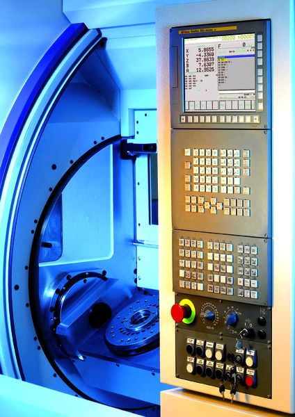 Bild 1: Beim High Speed Cutting  müssen die Steuerungen (CNC) und die Antriebe optimal aufeinander abgestimmt werden. (Archiv: Vogel Business Media)
