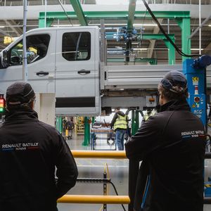 Mit den werkseitigen Umbauten will Renault die „Made in France“-Kompetenz der drei Nutzfahrzeugwerke Maubeuge, Sandouville und Batilly betonen.(Bild:  PITRE, Benoît / CÉTADI Prod)