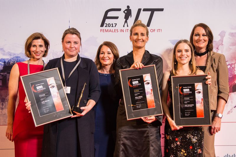 Gewinnerinnen in der Kategorie Start-up: Julia Römer (Coolar), Nina Böing (Kindhochdrei) und Susie Armonies (My Beauty Light) (Bild: Vogel IT-Akademie)