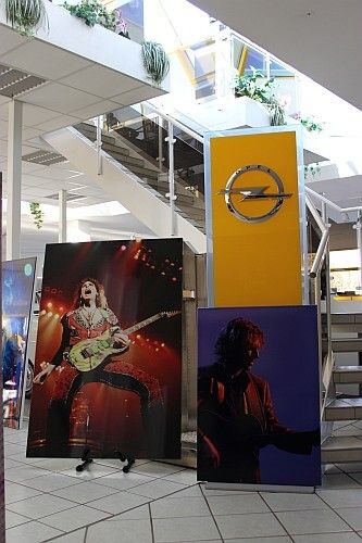 Nachdem das Kapitel Lena Meyer-Landrut beendet ist, setzt Opel nun auf Heavy Metal. Yeah! (Foto: Bernhardt)