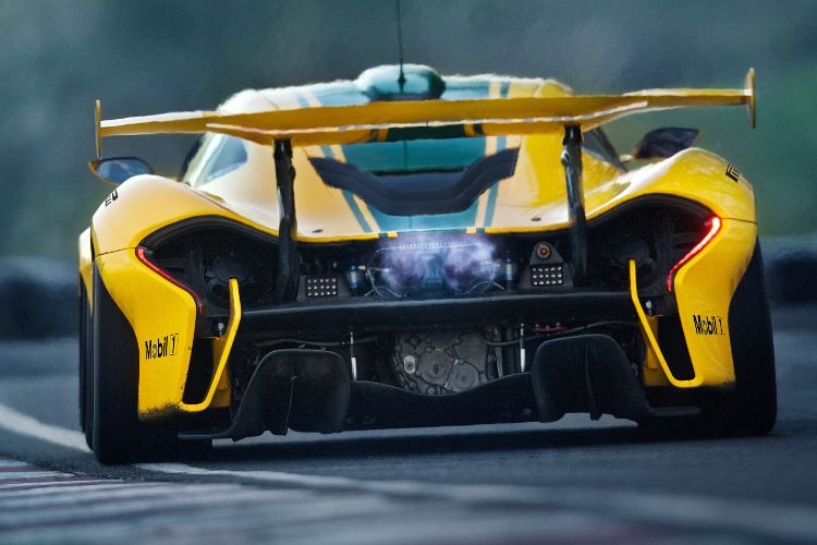 Das Heck zeigt viel Technik.  (Foto: McLaren)