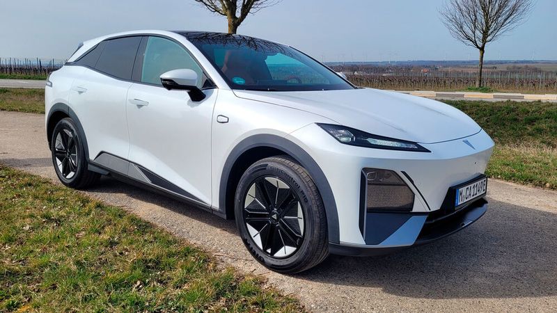 Im vierten Quartal 2025 soll das 45.000 Euro teure Auto auch in Deutschland bestellbar sein. (Bild: Wehner - VCG)