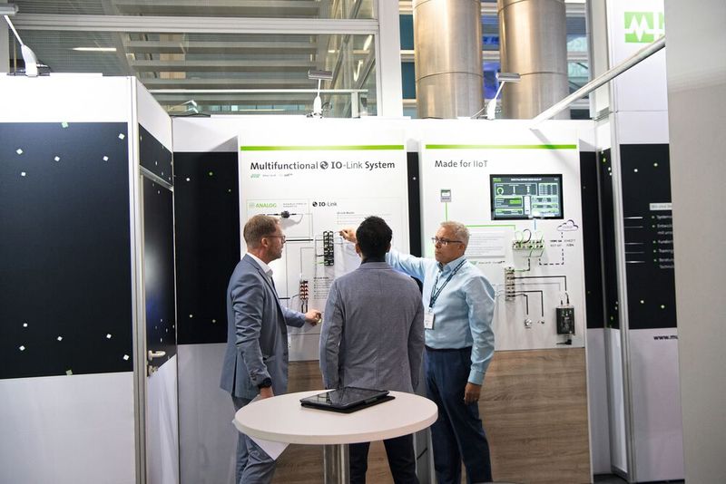 Die «maintenance Schweiz 2024» und die «all about automation» präsentieren vom 28. bis 29. August 2024 in Zürich Zukunftstechnologien, die die Bereiche industrielle Instandhaltung mit Industrieautomation, Robotik und Digitalisierung zusammenbringen.  (Bild: Easyfairs/Susanne Seiler)