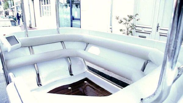 Einen solchen fahrerlosen Shuttlebus von Induct Technologies wollen Forscher der Nanyang Technological University nun in Singapur in Bertrieb nehmen (Foto: Induct Technology)