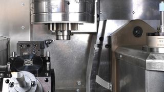 Die Pickup-Drehmaschinen von Schuster gibt es in unterschiedlichen Konfigurationen, sind aber immer mit Weiss-Spindeln ausgestattet. (Bild: Schuster Maschinenbau)