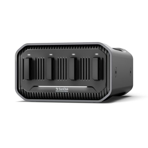 Die Pro-Blade Station mit Thunderbolt-3-Anschluss nimmt bis zu vier SSD Mags auf. (Western Digital)