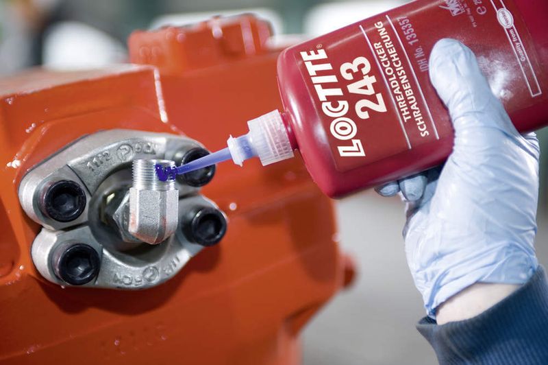 Dieser Gewindeanschluss muss einem Öldruck von 350 bar standhalten. (Archiv: Vogel Business Media)