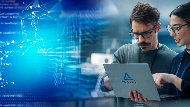 Cybersecurity sollte 2024 strategische Priorität für Unternehmen jeder Größe sein. (Bild:  TÜV Rheinland)