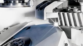 Mit der VCL 350 GT von Emag steht eine Dreh-Schleif-Maschine zur Verfügung, die auch verschiedene Getriebe- und Motorenteile herstellen kann. Hier ein Anwendungsfall. (Emag)