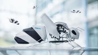This robotic, artificial insect is intended to provide insights into new automation approaches for Festo. It is very light. Its support structures were manufactured by 1to1 using a special process of additive manufacturing from plastic. Learn more about it here ... (Image:Festo)