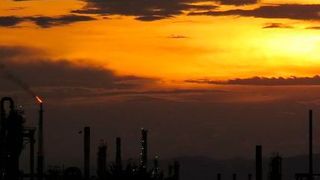 Jizzakh Petroleum is going to build a new refinery in Uzbekistan, using technolog from Honeywell UOP. (sampel image) (Pixabay)