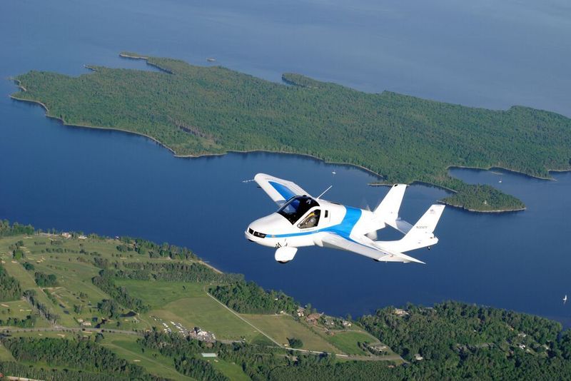 Tendenziell flugbereit ist der Terrafugia Transition schon seit 2009. Nun soll das Gefährt 2019 in den Markt kommen. (Terrafugia)