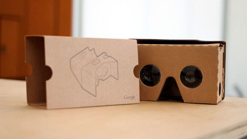 Die erste Gruppe der VR-Headsets, sind die die Low-End-Headsets. Hier zu sehen: Google Cardboard. (Flickr / Maurizio Pesce)