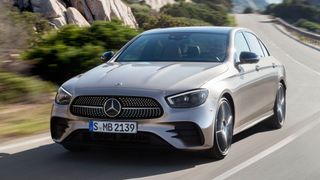 Unter anderem die E-Klasse ist von einem Mercedes-Rückruf betroffen.  (Bild: Mercedes-Benz)