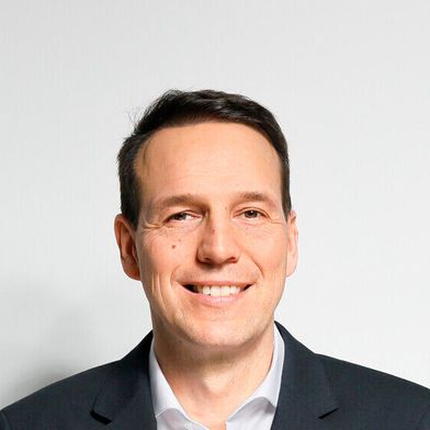 Mario Köhler, Präsident und Vorsitzender der Geschäftsführung von Toyota Deutschland, hält für 2025 noch an den 100.000 Pkw- und Nutzfahrzeugzulassungen fest – es fehlen noch 14.000 Einheiten zur Zielerreichung. (Bild: Toyota)