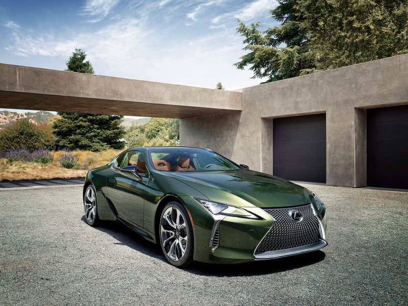 Lexus hat sein Sportcoupé LC 500 veredelt und bietet es als „Club Edition“ an. (Bild: Andreas Smetana/Lexus)