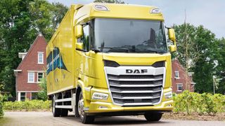 Die kurzfristigen Preiserhöhungen für Fahrzeuge und die Kürzung der Boni sorgen aktuell für große Verärgerung bei den Vertragshändlern des niederländischen Nutzfahrzeugherstellers DAF. (DAF)