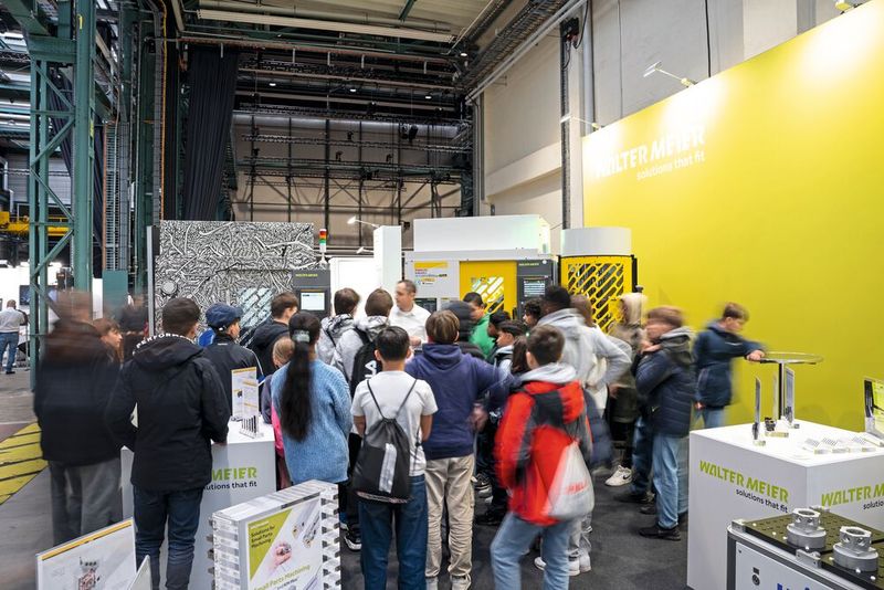 Die Walter Meier (Fertigungslösungen) AG wurde am Zukunftstag von SchülerInnen fast ein wenig überrannt.  (Bild: Thomas Entzeroth)
