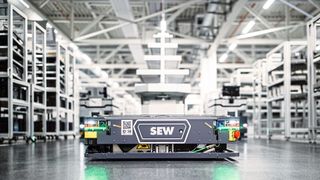 Mobile Systeme von SEW-Eurodrive, Nachfolger der klassischen FTS, ermöglichen innovative Lösungen in Produktion und Logistik für alle Branchen.  (SEW)