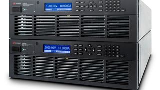 Die PV8900-Geräte können bis zu 12 MPPT-Kanäle gleichzeitig tetsten. (Keysight)