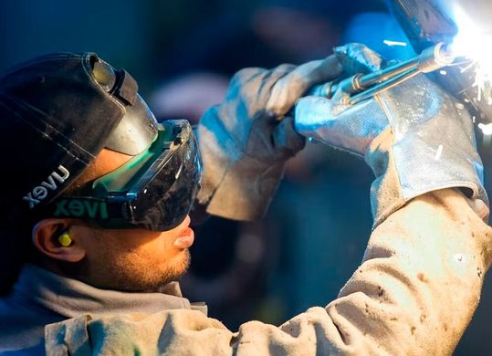 Seit Anfang Juni können ausländische Fachkräfte per Chancenkarte einen Job in Deutschland anstreben. Die Politik ist stolz auf die, wie es heißt, „historische Reform“. Hier einige Details.(Bild:  B. Knettmann)