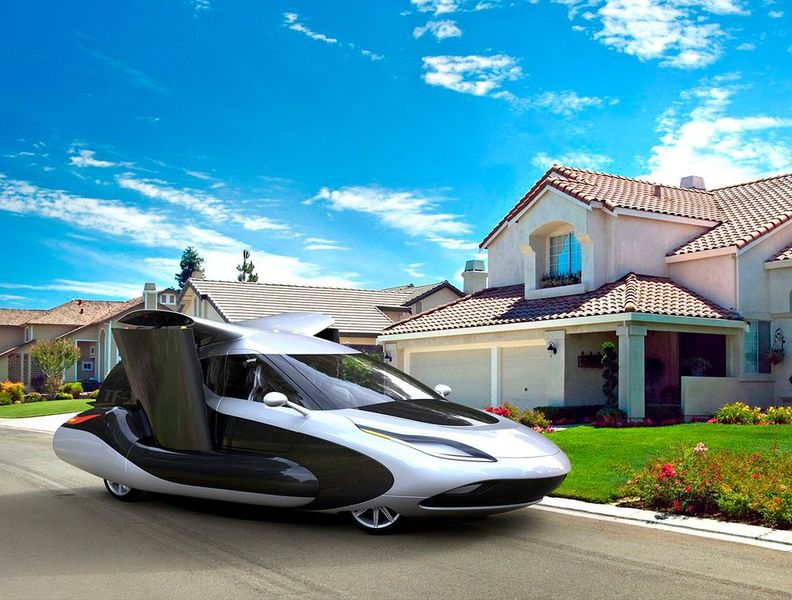 Bereits 2009 stellte das amerikanische Unternehmen Terrafugia ein Modell vor, und seit zwei Jahren ist das fliegende Auto in den USA für jedermann zu erwerben. Kostenpunkt: 280.000 Dollar.  (Bild: Terrafugia)