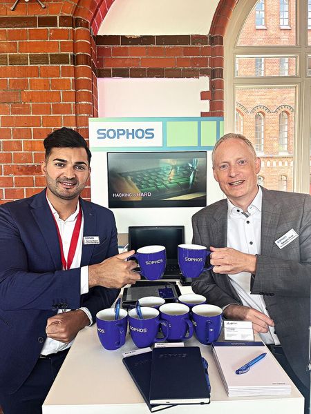 Kaffeepause mit Sophos: Rammen Ibrahim und Sebastian Fiene (Bild: Vogel IT-Medien GmbH)