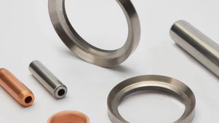 Die serienreifen High Thermal Conductivity (HTC) Materialien und die Beschichtung mit Thermal Interface Material (TIM) können die Temperaturen am Ventilteller um bis zu 70 °C reduzieren. (Federal-Mogul)