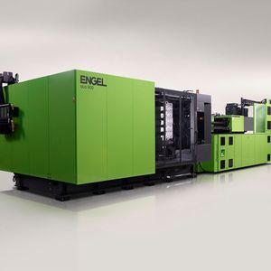 In die 2-Platten-Spritzgießmaschinen der Baureihe Engel-duo passen jetzt auch größere Spritzgießwerkzeuge. Das soll Kunststoffverarbeitern mehr Flexibilität in der Produktion geben und sonst nötige Investitionskosten sparen.(Bild:  Photographie Christian Vorhofer / Engel)