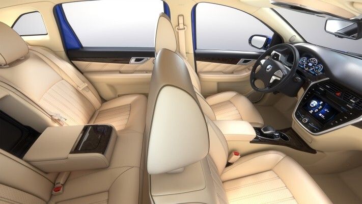 Interieur des Elektrofahrzeugs DENZA, gemeinsam entwickelt von Daimler und BYD (Bild: Daimler AG)