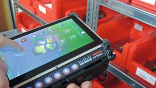 Das SH7-Taskbook von Soredi begleitet seine Anwender zuverlässig bei allen Aufgaben der Distributions- und Intralogistik. (Bild: Soredi)