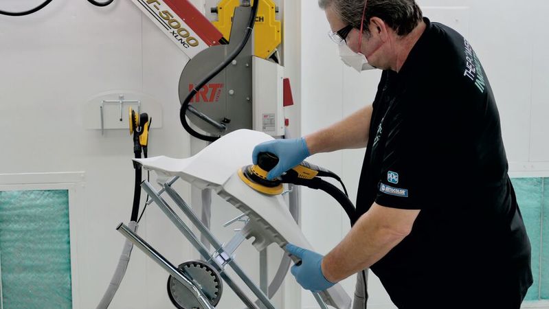 In der Vorbereitung der Teile liegt der  große Unterschied zwischen Gebraucht- und Neuteilen bei der Unfallinstandsetzung.(Bild:  Wenz - VCG)