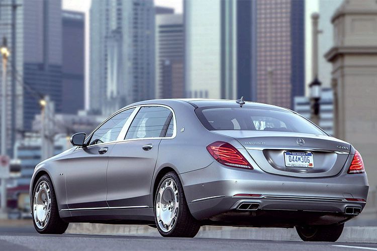Der Maybach kommt als Submarke zurück: zunächst als Mercedes-Maybach S500 und S600. (Daimler)