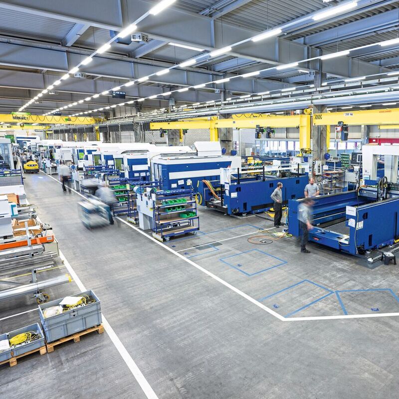 Weltweit führende Rolle im Konzern Trumpf: Laserquellen und Flachbett-Laseranlagen entwickeln und produzieren die Spezialisten bei der Trumpf Schweiz AG am Standort Grüsch.    