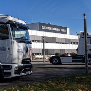 Mercedes-Benz Trucks hat sein Kundencenter in Wörth umgestaltet.(Bild:  Daimler Truck AG)