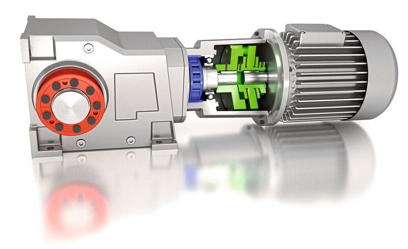Schrumpfscheiben von Ringspann (im Bild rot) stellen in Industriegetrieben und Getriebemotoren die spielfreie Verbindung von Getriebehohlwellen mit Anlagenwellen sicher. (Ringspann)