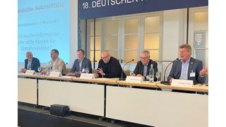 Experten auf dem Autorechtstag im Jahr 2025: (v.r.n.l.) Ansgar Klein (BVfK), Ulrich Dilchert (ZDK), Stefan Vogel (AutoScout24), Patrick Kaiser (Toyota Deutschland), Matthias Giebler (BVfK), Dr. Andreas Ottofülling (Wettbewerbszentrale) (Bild: Doris S. Pfaff – VCG)