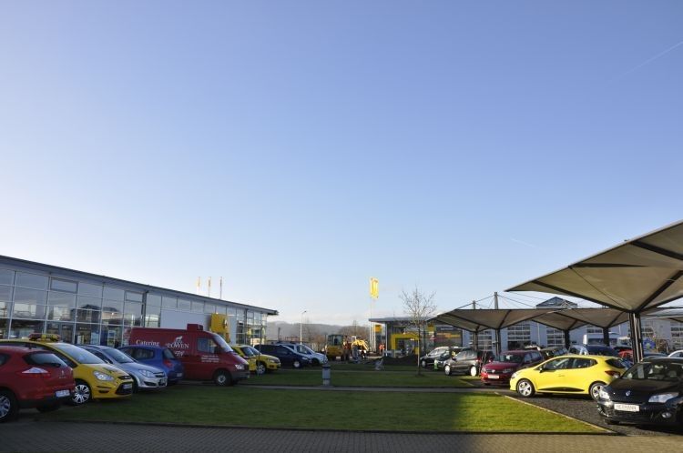 Die Hermann-Gruppe hat den ADAC-Servicepunkt direkt neben ihr Renault- und Dacia-Autohaus in Goslar gebaut. (Foto: Richter)