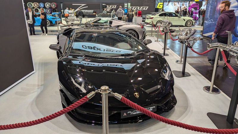 Dagegen ist ein Lamborghini schon fast ein Volumenmodell. (Bild: Rosenow – VCG)