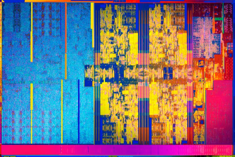 Die-Aufnahme eines Chips der 8. Generation an Intel Core i5/i7/i9-CPUs (