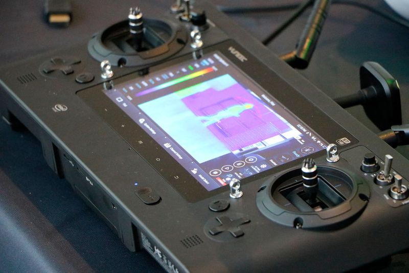 Cebit Preview 2017: Drohnen für den industriellen Einsatz gibt es ebenfalls zu bestaunen. Hier ein Modell mit Wärmebildkamera. (Horn)