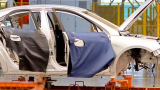 Seinen Ursprung hat das Just-in-time-Verfahren in der Automobillogistik. Dort wird es nach wie vor mit großem Erfolg umgesetzt. (067-265-72-79 DIZFOTO)