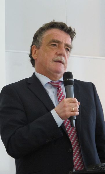 „Diese Studie ist ein Beleg dafür, wie wichtig die Infrastruktur gerade auch für die Chemiebranche in NRW ist... (Bild: Ernhofer/PROCESS)